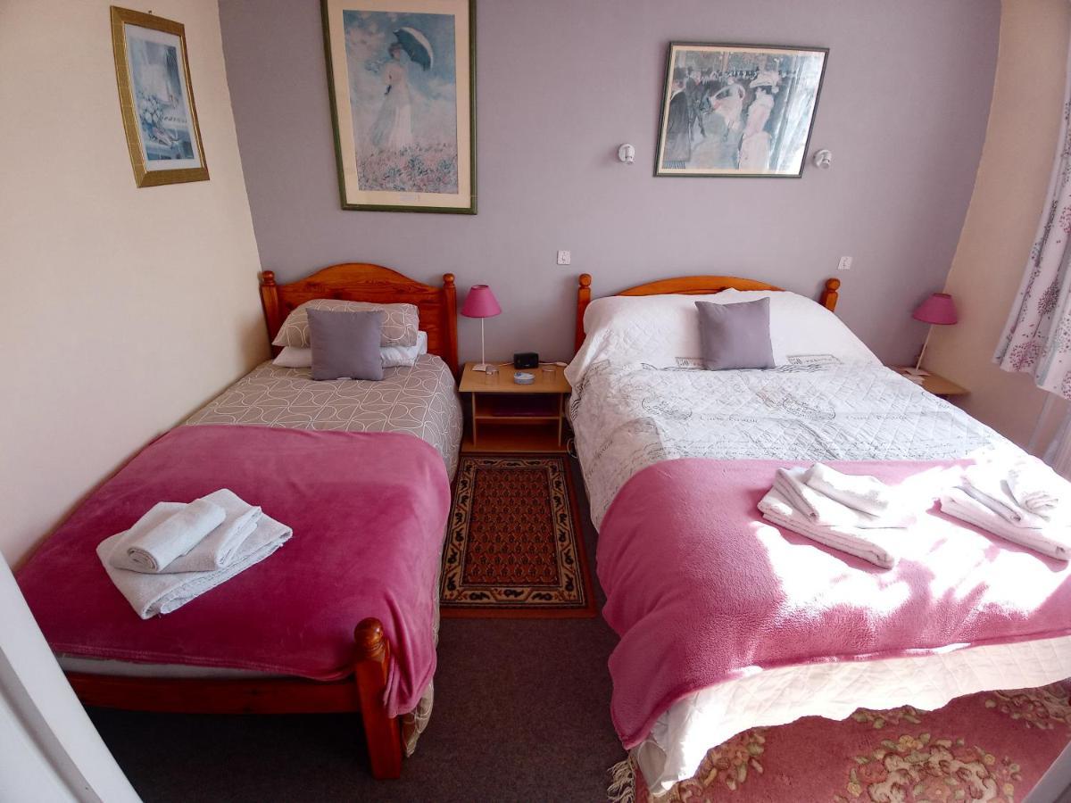 Lenard Charles Bed & Breakfast Juvigny-Val-d'Andaine Dış mekan fotoğraf